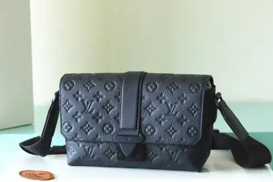 Aaa replica ru Messenger VUITTON LOUIS S-Cape 0506